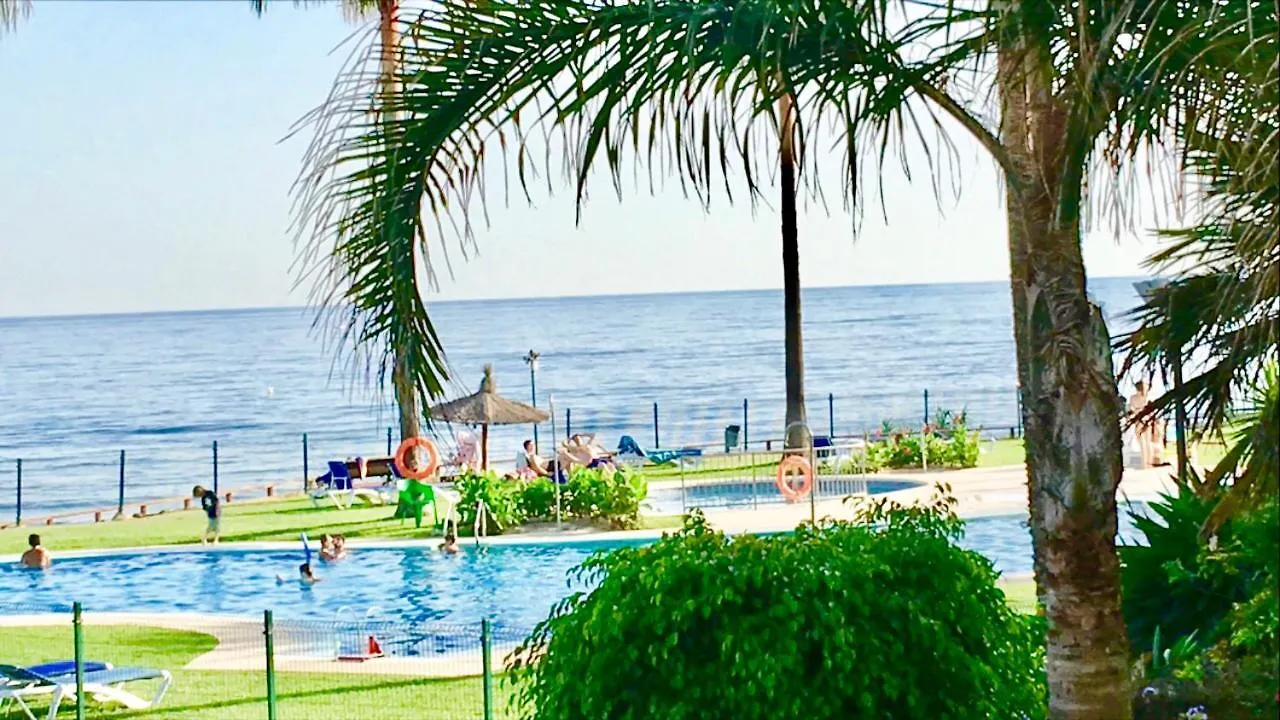 Mi Capricho B17 Beachfront Apartment Sitio de Calahonda Spain