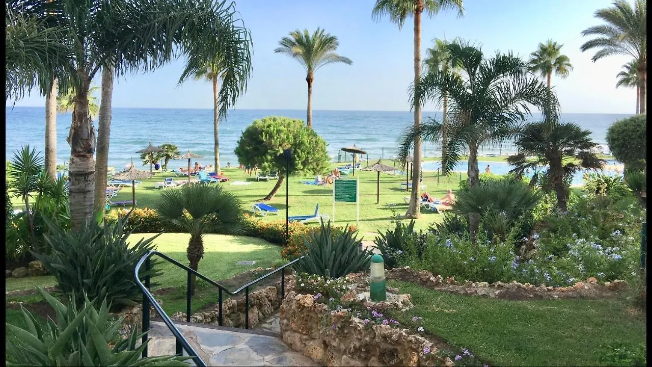 Mi Capricho B17 Beachfront Apartment Sitio de Calahonda
