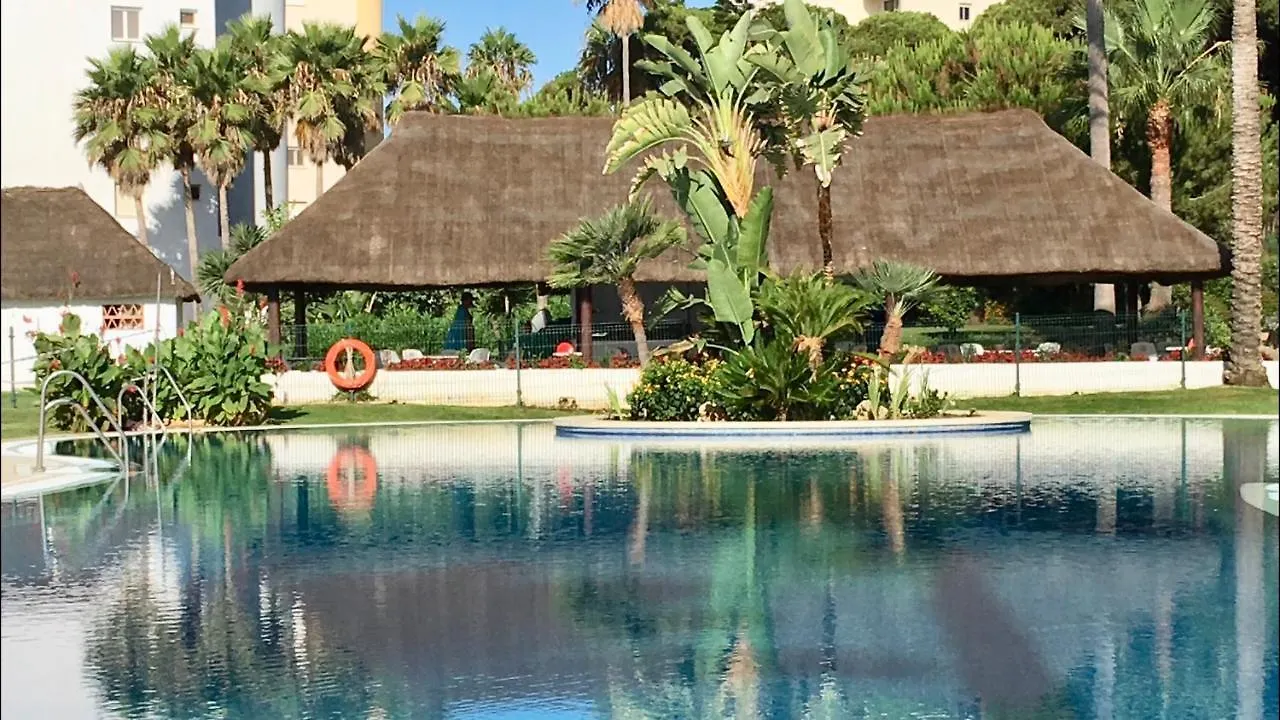 Mi Capricho B17 Beachfront Apartment Sitio de Calahonda